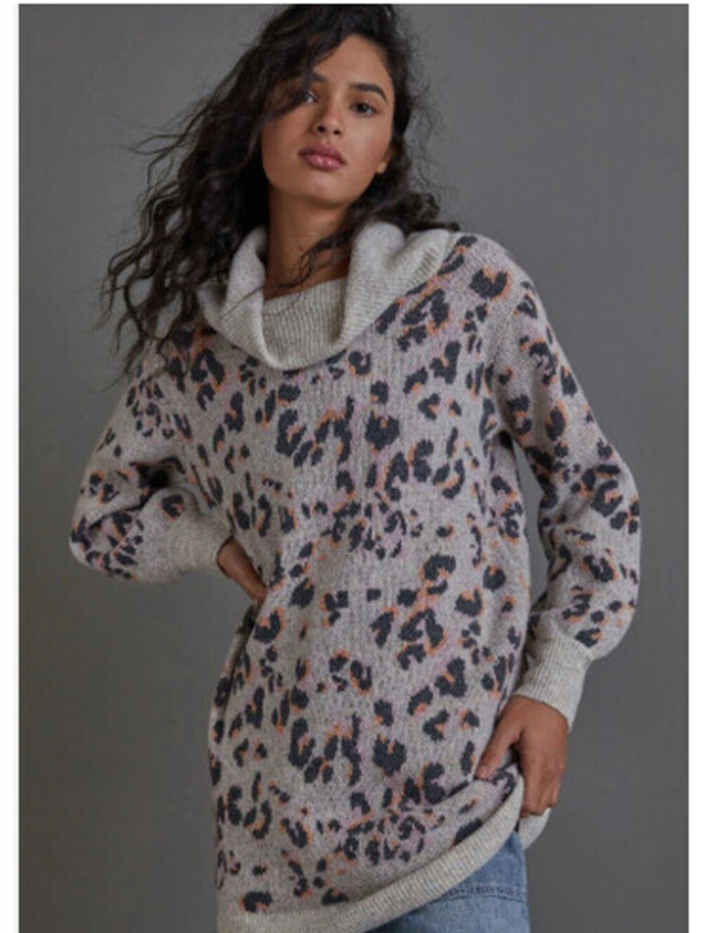 Anthropologie Emmy Size XS Animal Print Long Sleeve Sweater Tunic Cow Neck